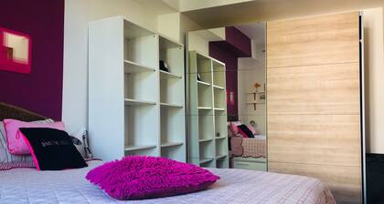 Joli condo à proximité du centre-ville et de la station de métro Flora