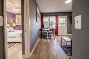 1 bedroom, desk, iron/ironing board, WiFi