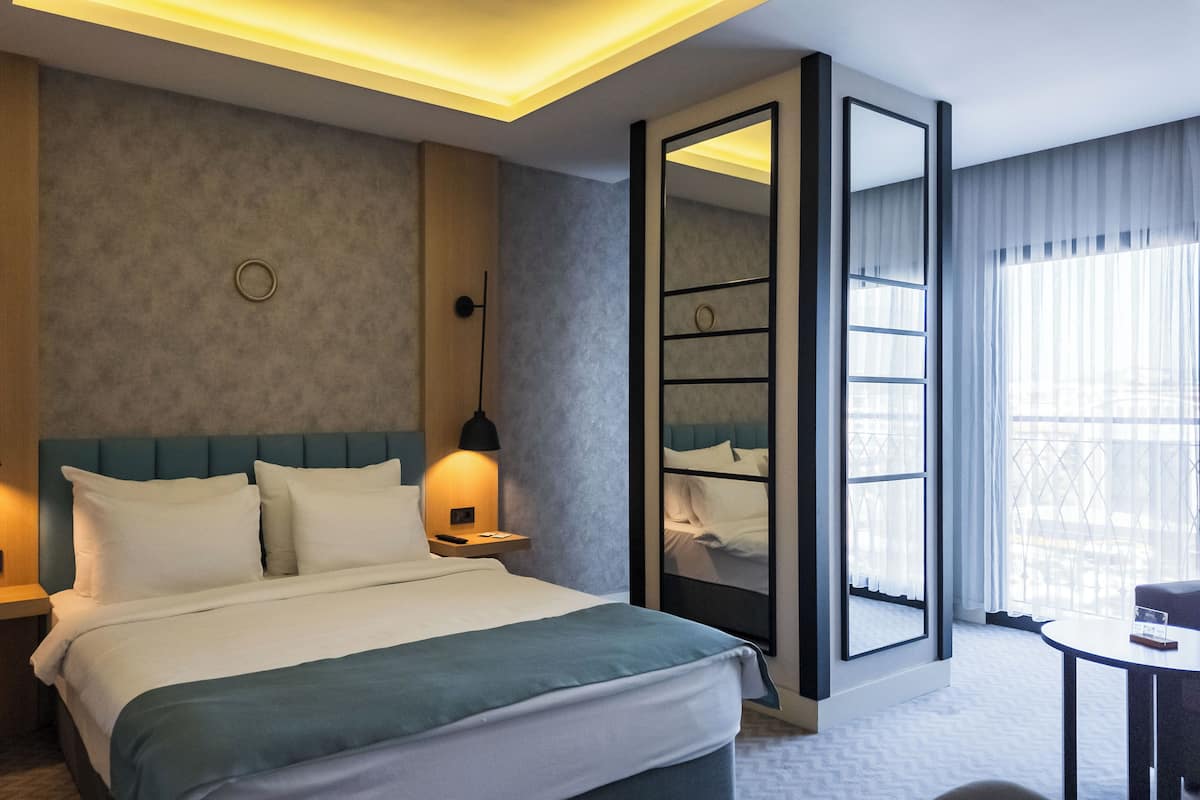 1 Schlafzimmer, Minibar, Zimmersafe, Schreibtisch