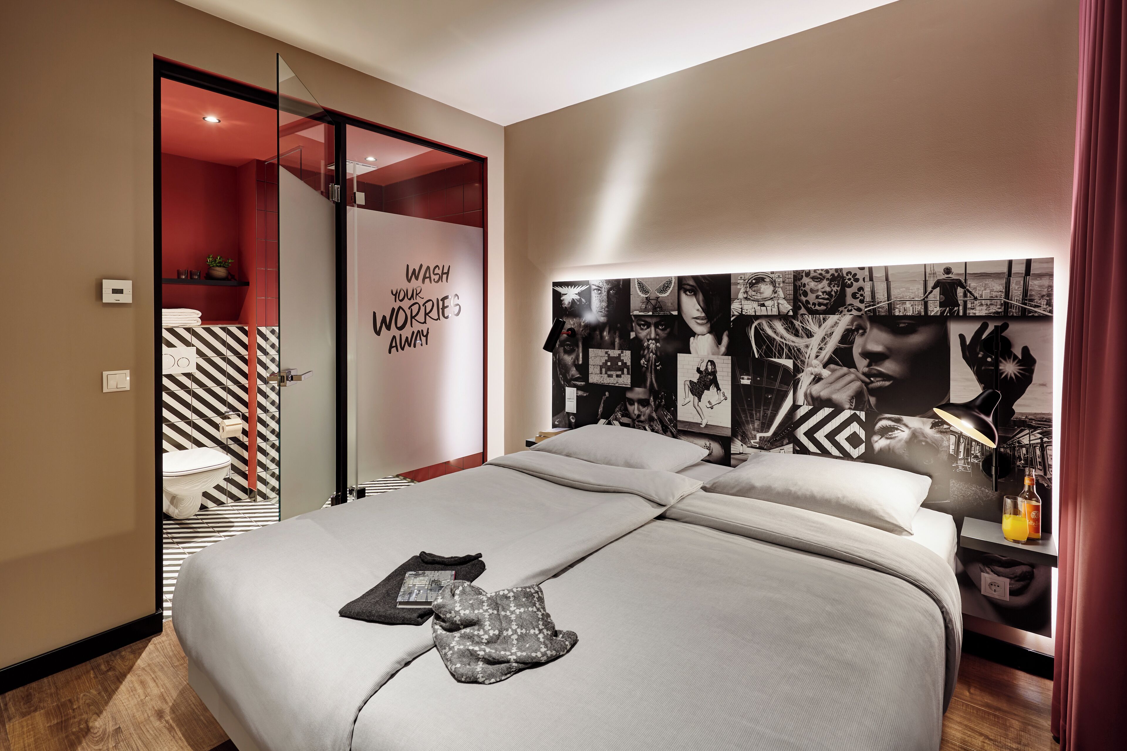 executive studio suite | 1 bedroom, hypo-allergenic bedding, desk, laptop workspace