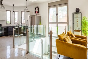 Exclusive Apartment | Living area