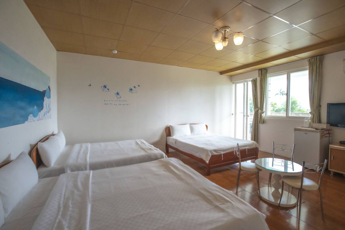 Premium bedding, blackout curtains, rollaway beds, free WiFi