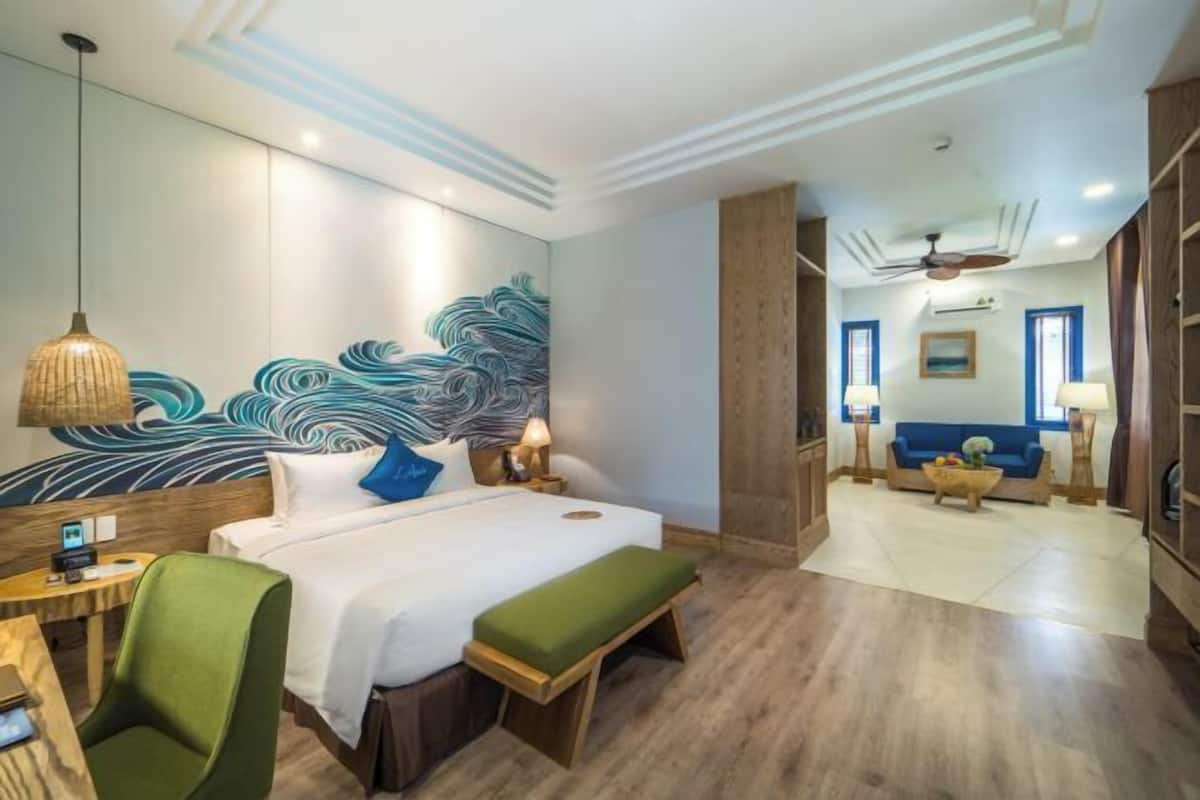 1 bedroom, minibar, in-room safe, desk
