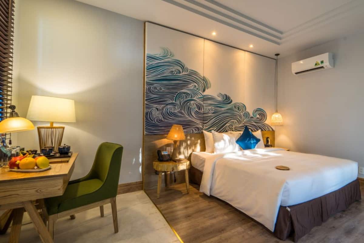 1 bedroom, minibar, in-room safe, desk