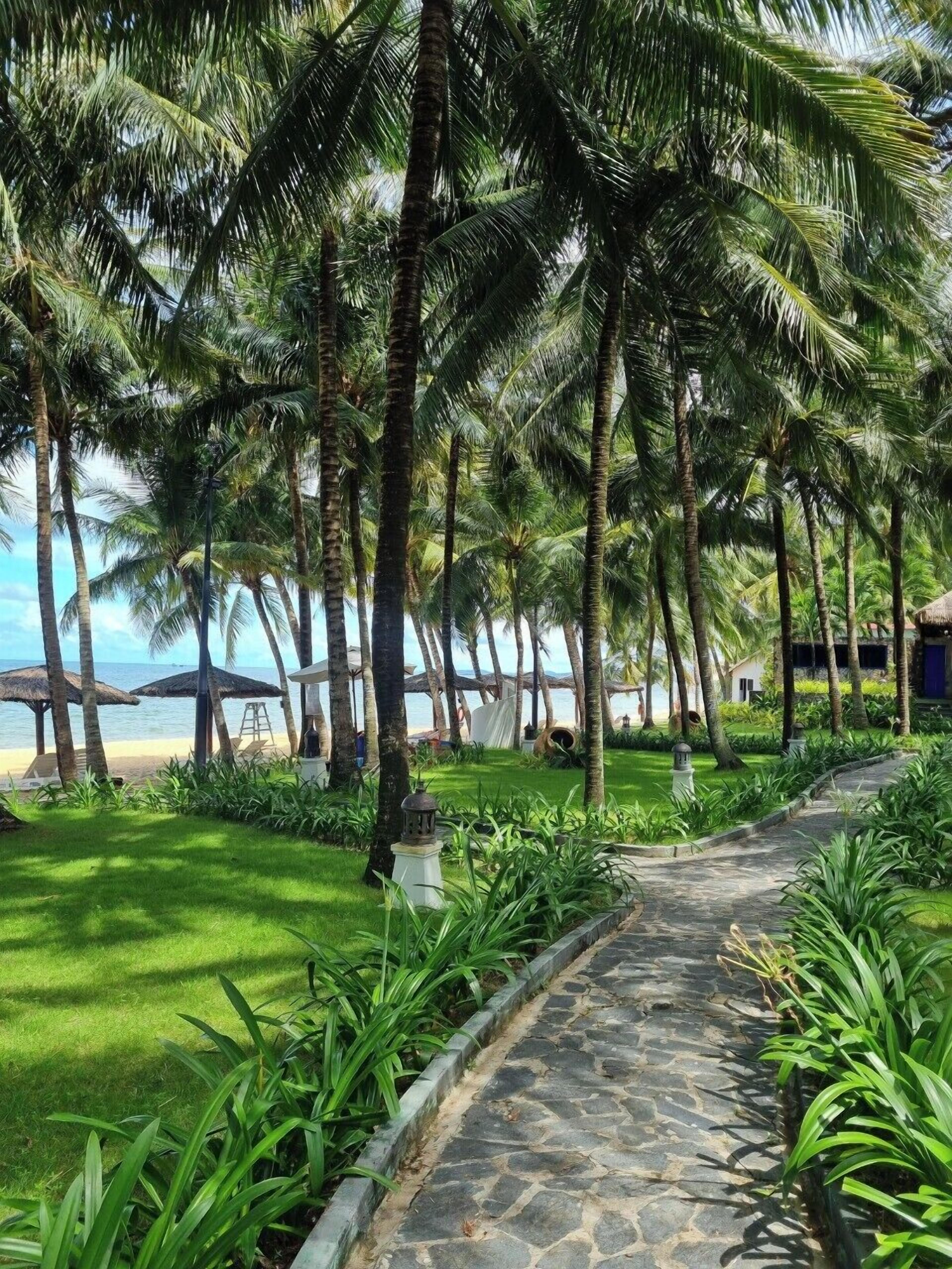 Photo - L'Azure Resort and Spa