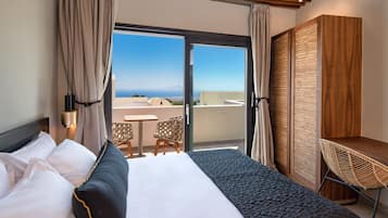 デラックス ダブルルーム オーシャンビュー | 1 室のベッドルーム、低反発ベッド、セーフティボックス (室内)、デスク