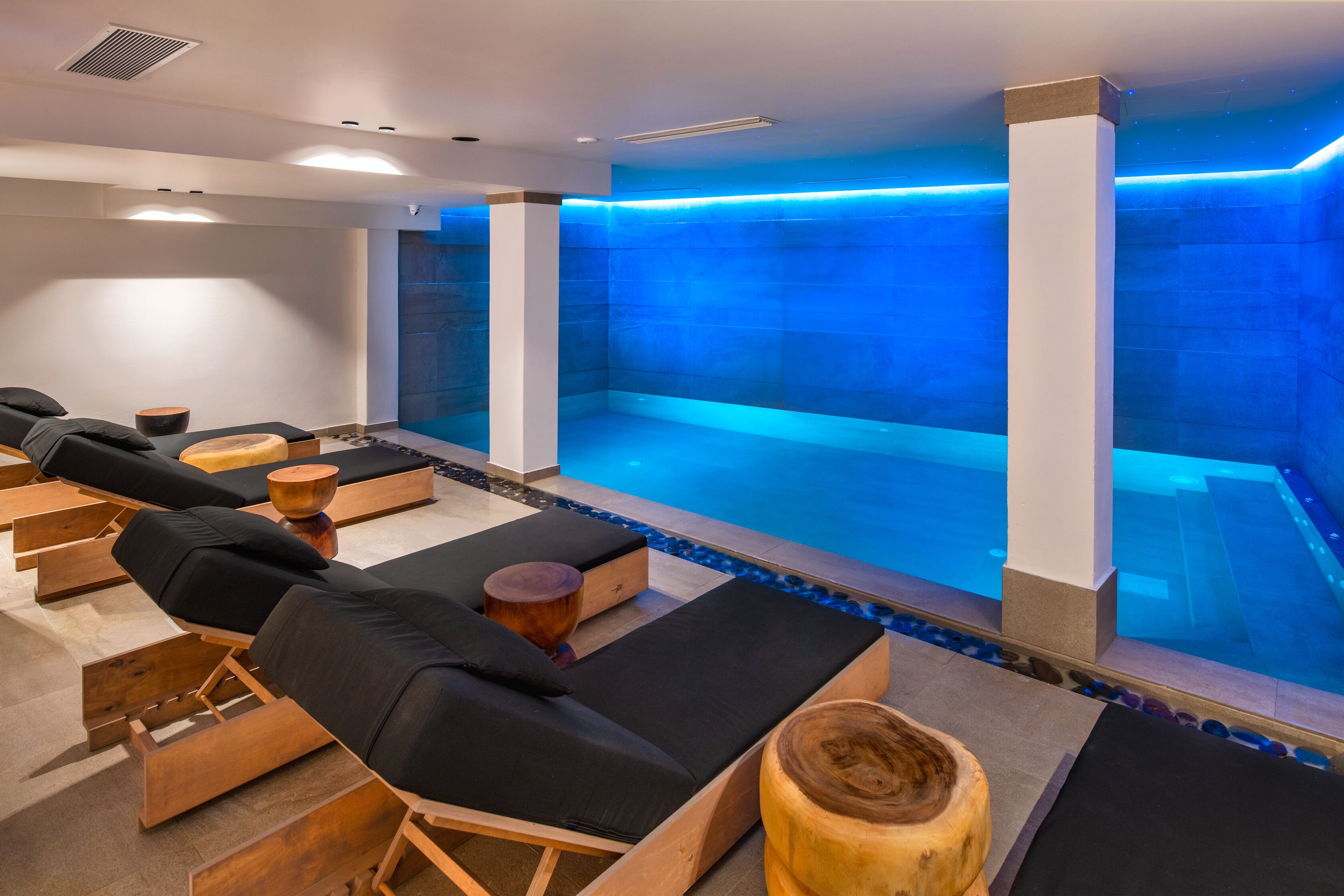 Photo - Uma Ray Suites