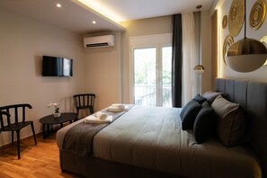 1 bedroom, iron/ironing board, free WiFi, bed sheets - Central Charming Studio (Athens)