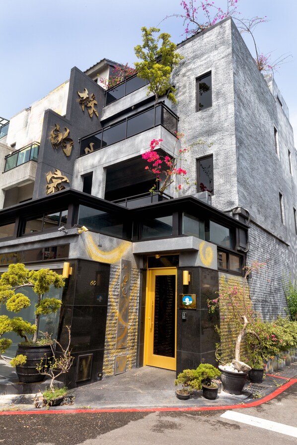 Building design - Lin's Home (Tainan)
