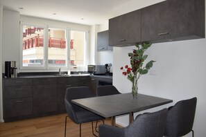 Apartment | In-room dining