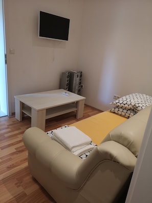 Apartment (4) | Living area | Flat-screen TV - Apartments Slava (Dugi Rat)