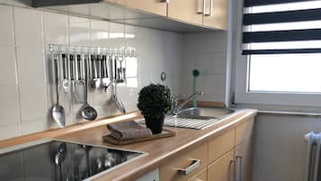 Apartment (Atena) | Dapur peribadi | Pembancuh kopi/teh, cerek elektrik