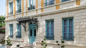 미분류 이미지, 5/13장, 버튼
