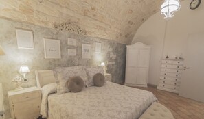 Superior suite | 2 slaapkamers, Italiaanse Frette-lakens, luxe beddengoed