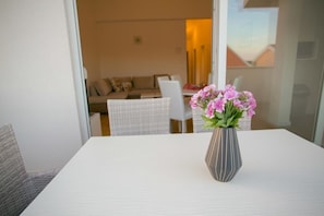 Apartment, 3 Schlafzimmer | Terrasse/Patio
