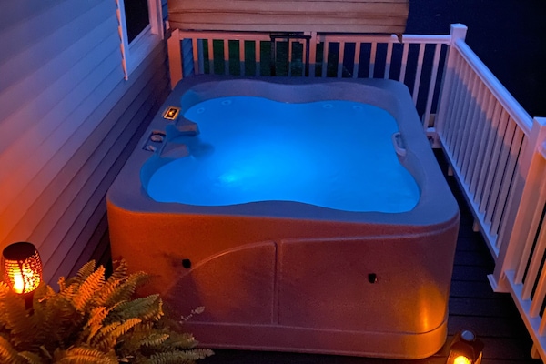 Hot tub