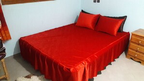Chambre familiale, Plusieurs lits, salle de bains commune