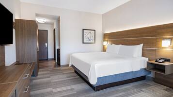 1 bedroom, premium bedding, pillow-top beds, in-room safe