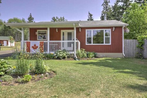 Spacious 3 BR Cottage, Quiet and Peaceful
Inn The Woods Cottages PEI - Cottage 1