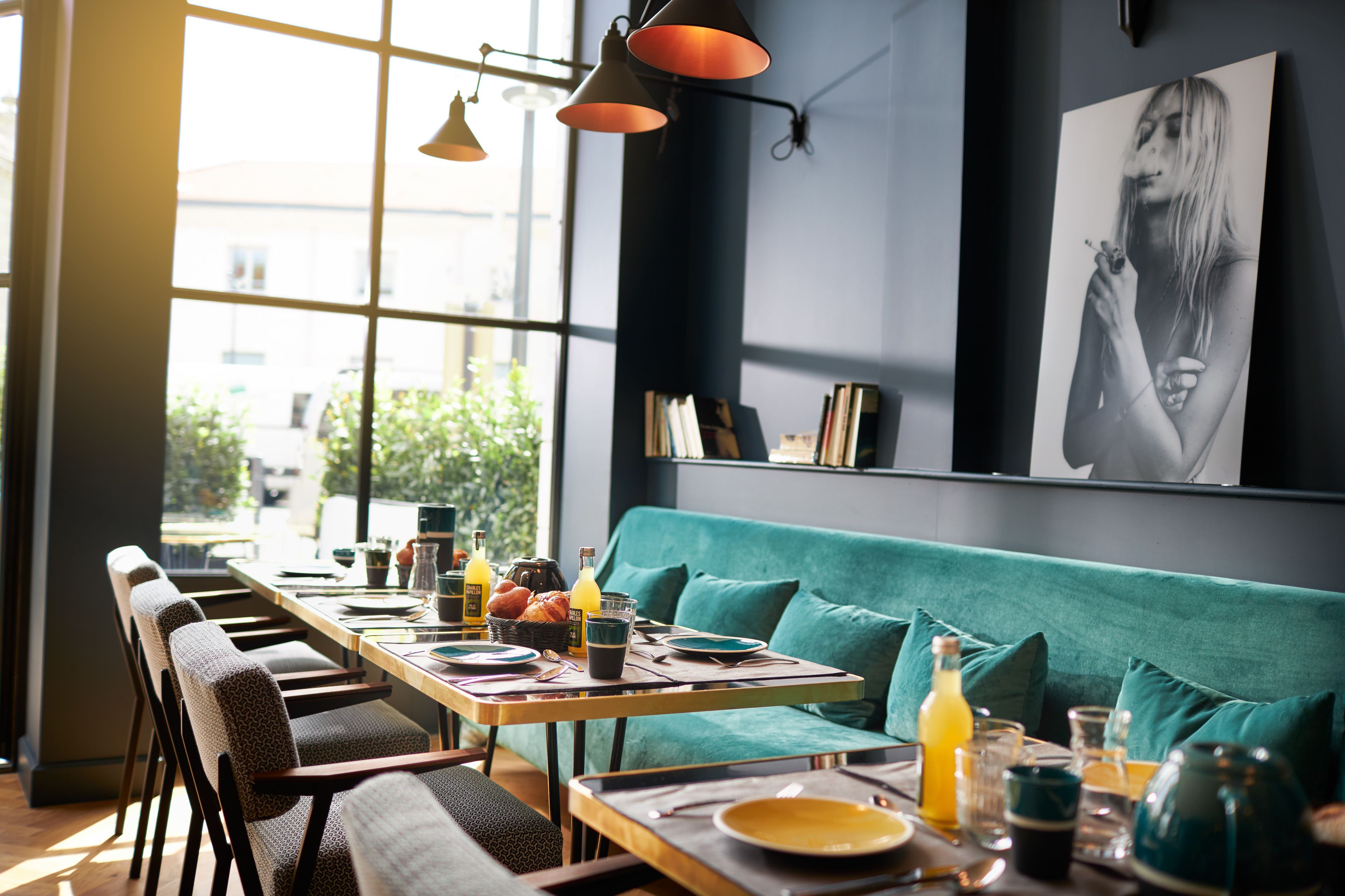 Dagelijks ontbijtbuffet (EUR 15 per persoon)