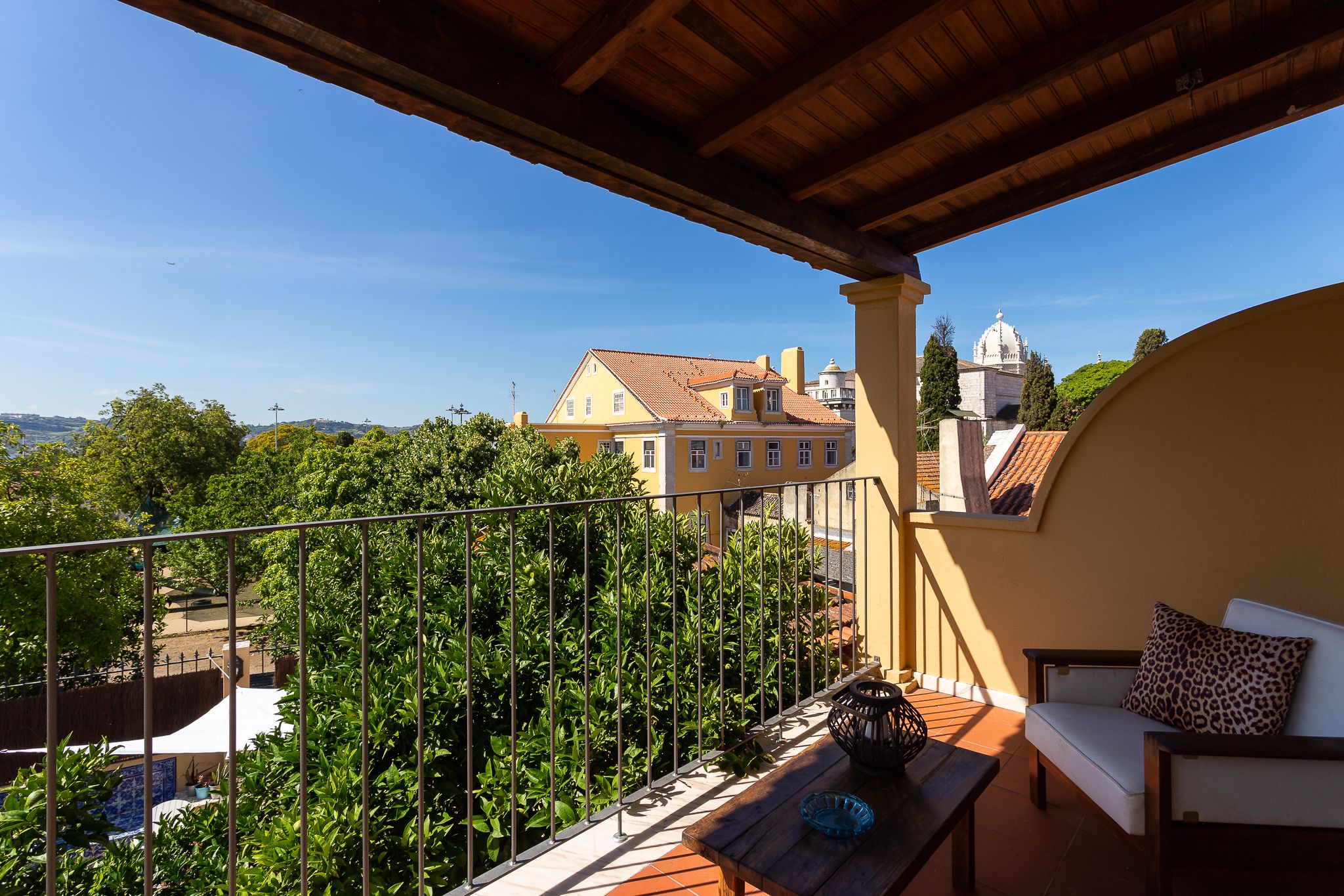 Panoramic Studio Suite | Balcony