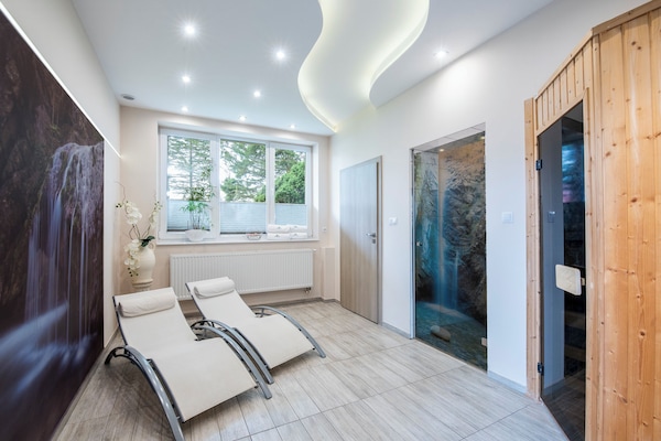 Body treatments, aromatherapy, hot stone massages, deep-tissue massages