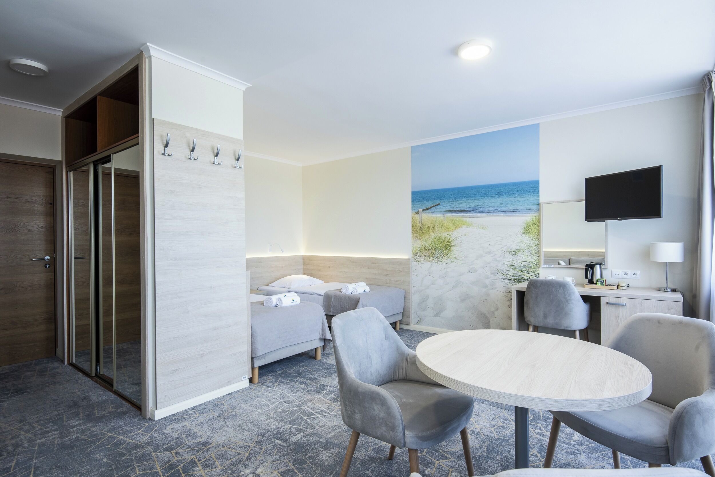 Kamar Triple | Interior