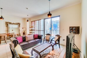 Living area - Luxury 1 Bedroom At Residences Downtown (Dubai)
