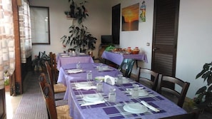 Free daily local cuisine breakfast
