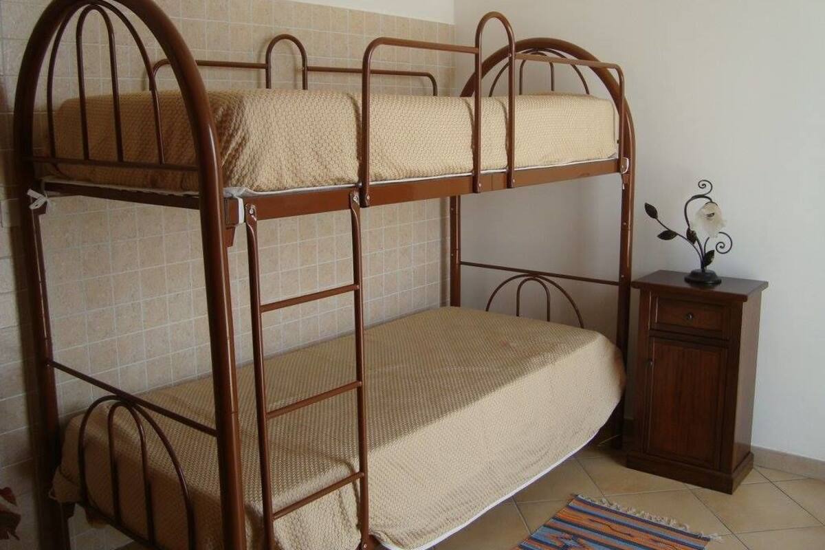 Minibar, rollaway beds, free WiFi, bed sheets