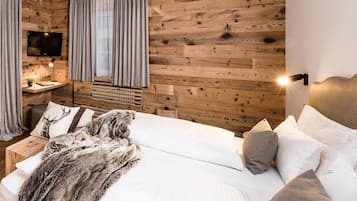 Panoramic Chalet, Mountain View | Free cots/infant beds, free WiFi
