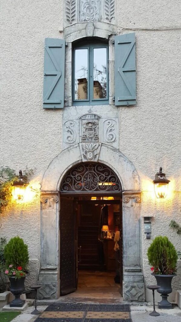 Façade de l’hébergement