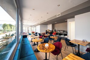 Food and drink - Hotel Piramida (Ksamil)