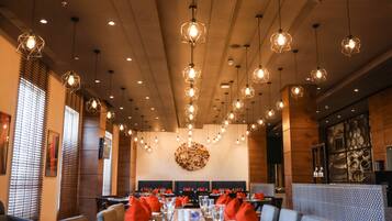 Tägliches Frühstücksbuffet (699 INR pro Person)