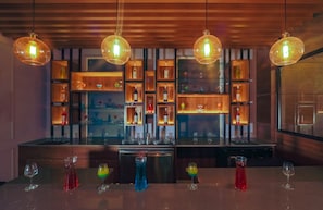 Bar (on property) - Four Points by Sheraton Chennai OMR (Chennai)