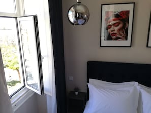 1 bedroom, in-room safe, individually decorated, blackout curtains - Temple Suites Guest House (Portimão)