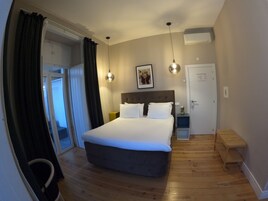 1 bedroom, in-room safe, individually decorated, blackout curtains