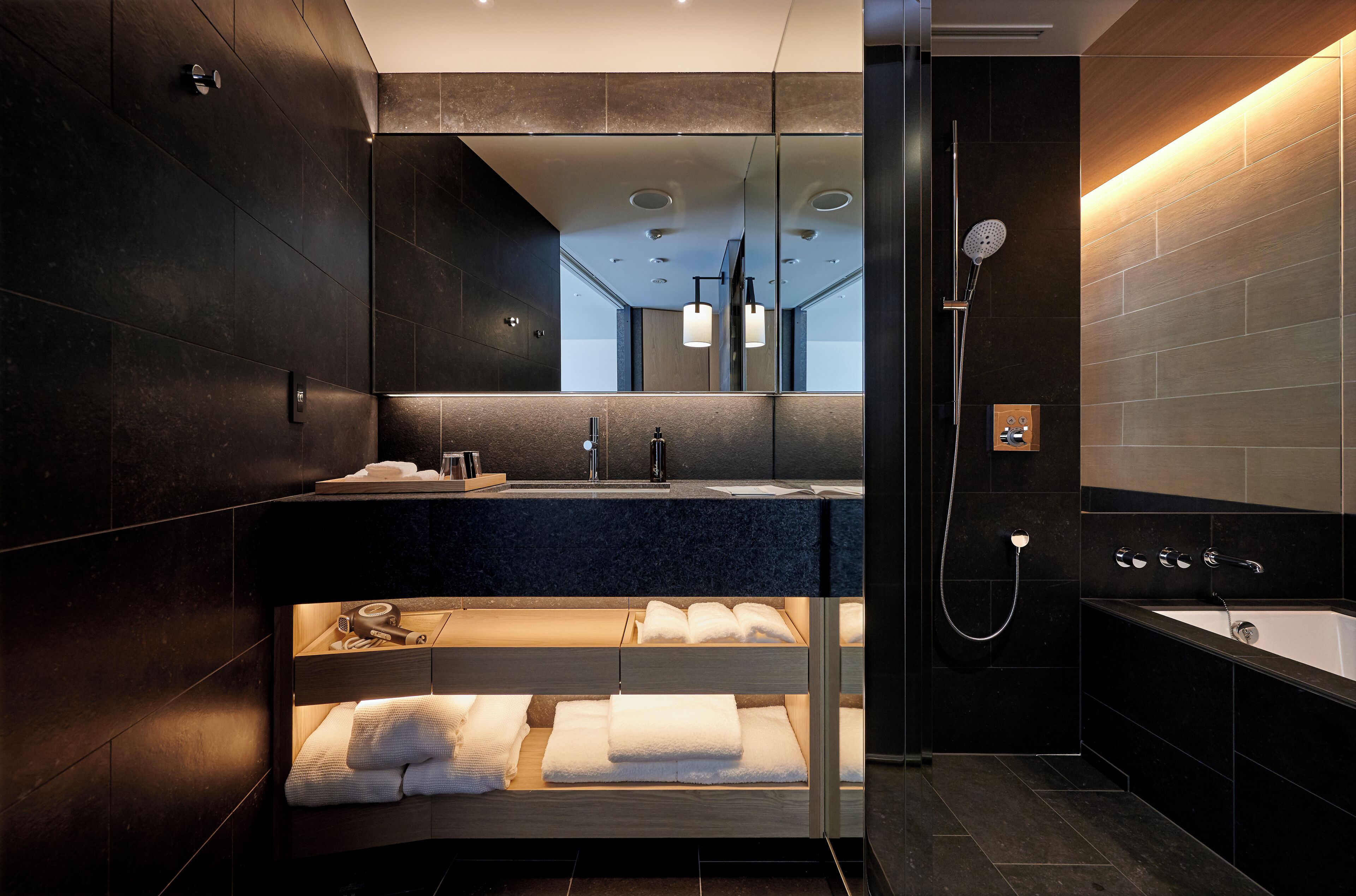 separate bathtub and shower, rainfall showerhead, free toiletries