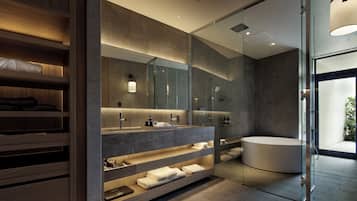 Suite, 1 King Bed, Non Smoking, Terrace (SORANO SUITE) | Bathroom