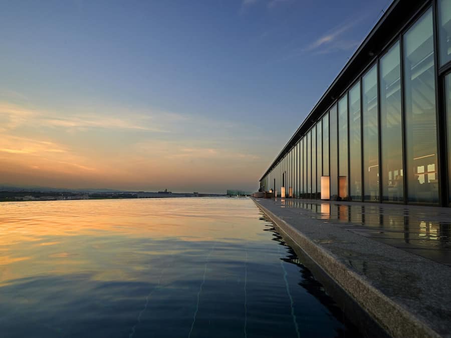 Indoor pool, outdoor pool