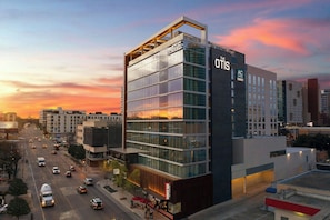 View from property - The Otis Hotel Austin, Autograph Collection (Austin)