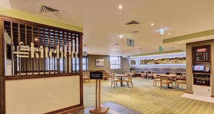 Premier Inn Horsham Town Centre