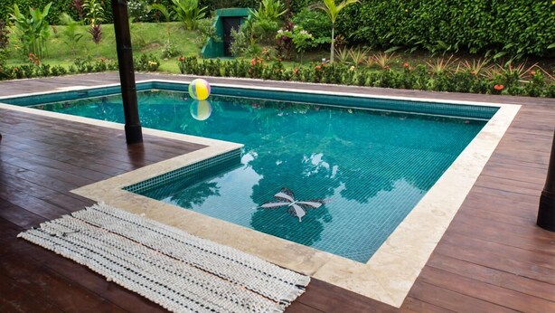 Outdoor pool - Casa Veranera (Ciudad Cortés)