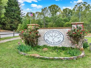 Front of property - The Villas at Coosawattee River Resort (Ellijay)
