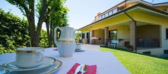 บีแอนด์บี อันอัลตรา วิตา