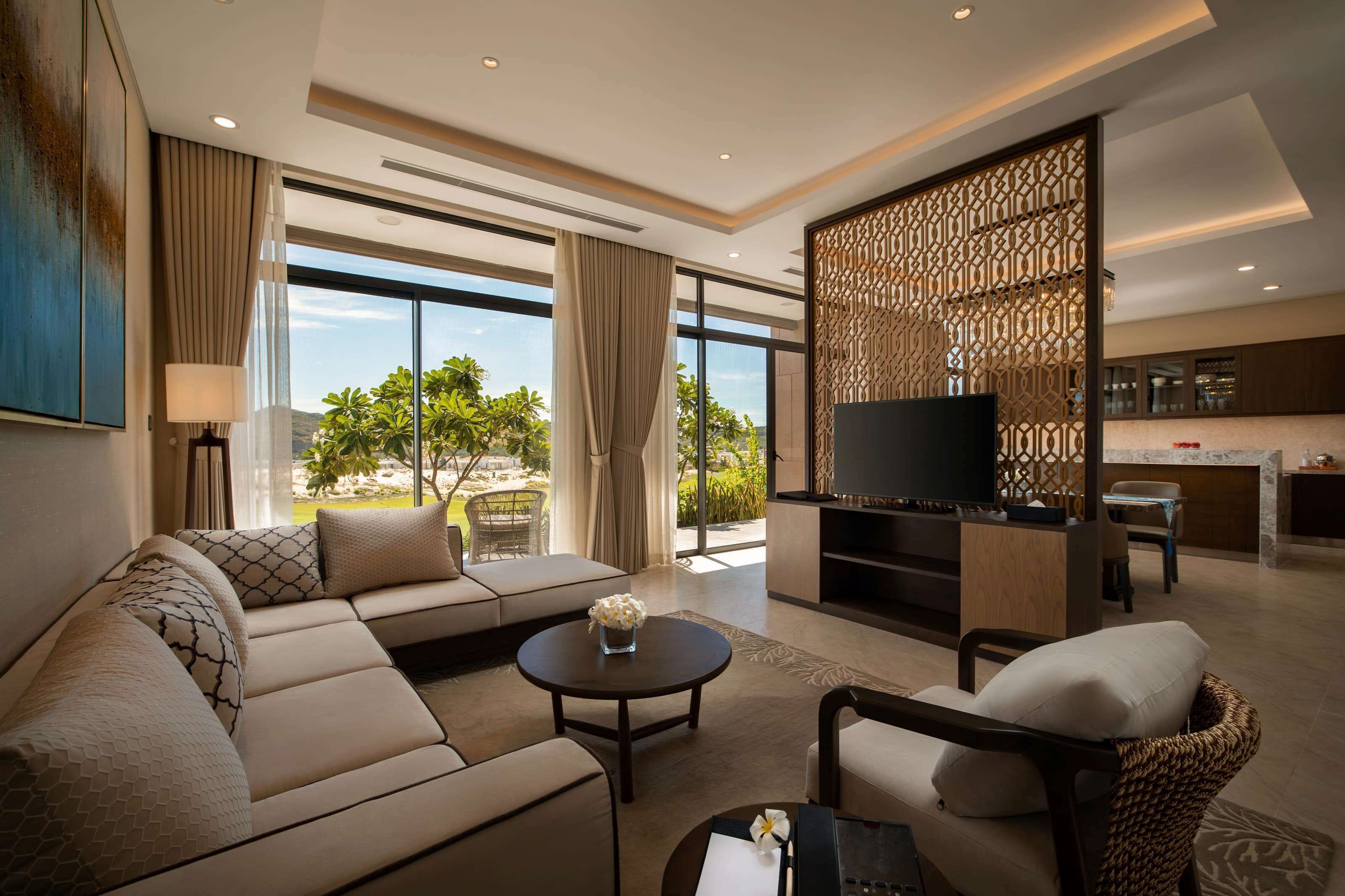 Villa, 4 Bedrooms, Golf View (Duplex, Pool) | Minibar, in-room safe, desk, blackout drapes