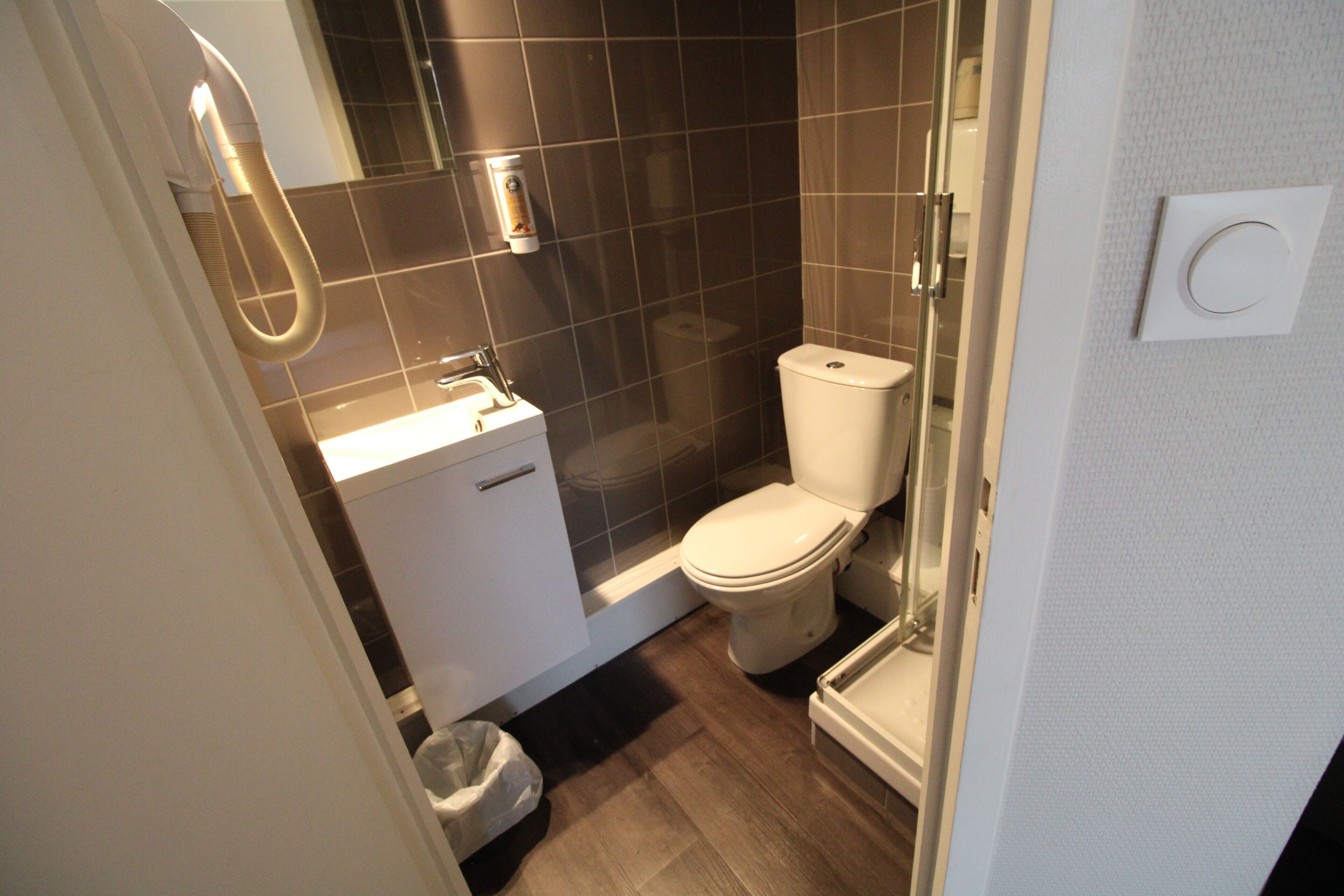 twin room | memory-foam beds, in-room safe, individually decorated