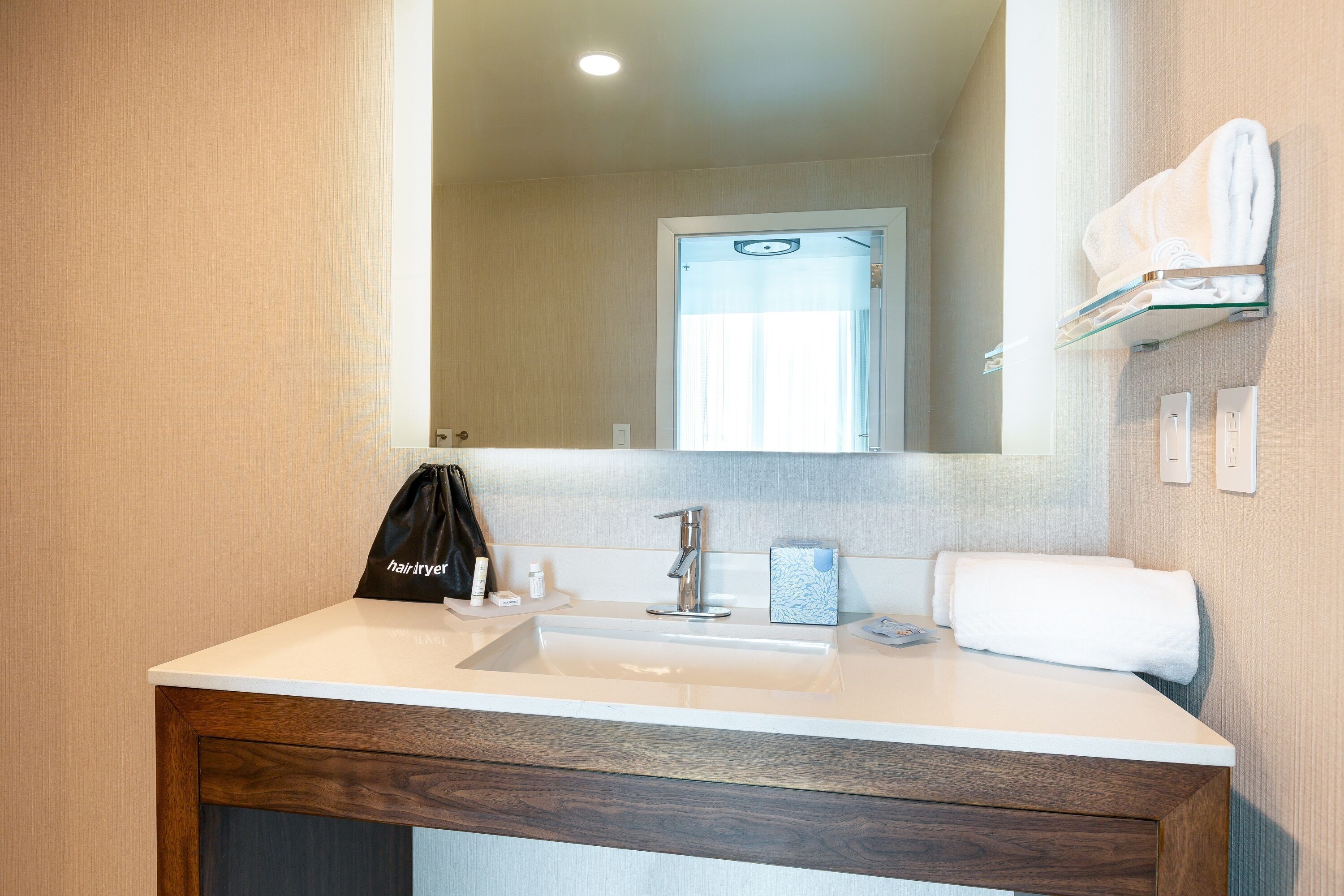 egyptian cotton sheets, premium bedding, minibar, in-room safe