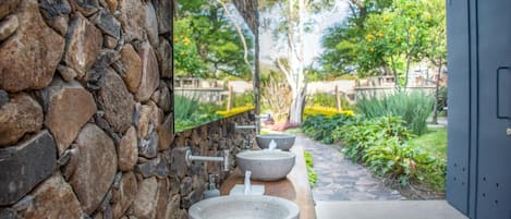 Dobbeltrom – deluxe | Bad | Dusj og håndklær