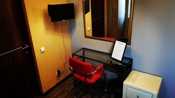 Iron/ironing board, rollaway beds, free WiFi, bed sheets